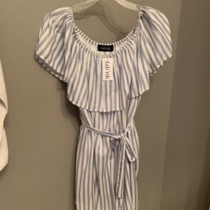 NWT Fab’rik Boutique Off the Shoulder Tunic/Top